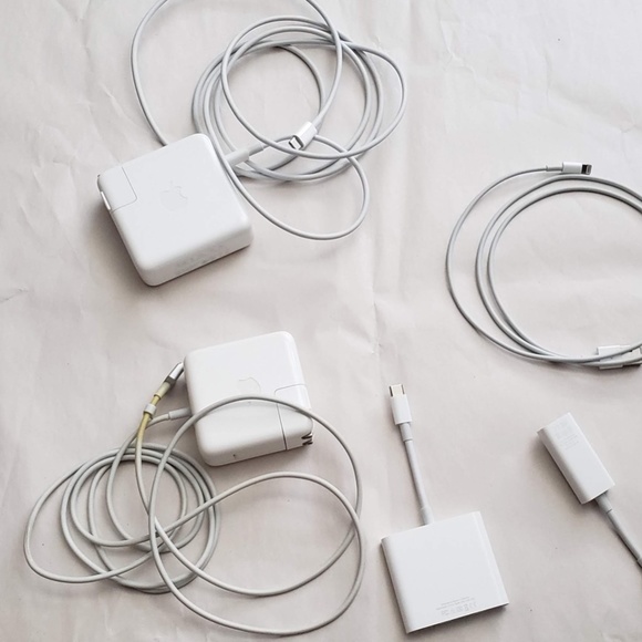 Apple cables and adapters - Picture 15 of 16